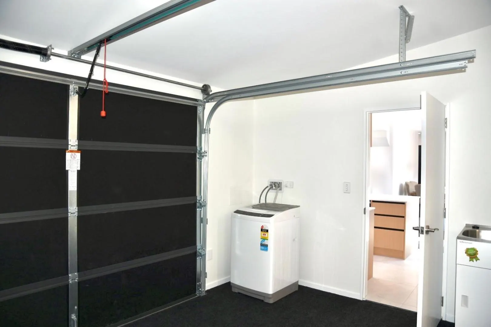 Chch Near Cbd Sleek New Townhouse 3 Beds 3 Bath With Onsite Garage Villa Christchurch 0*,
